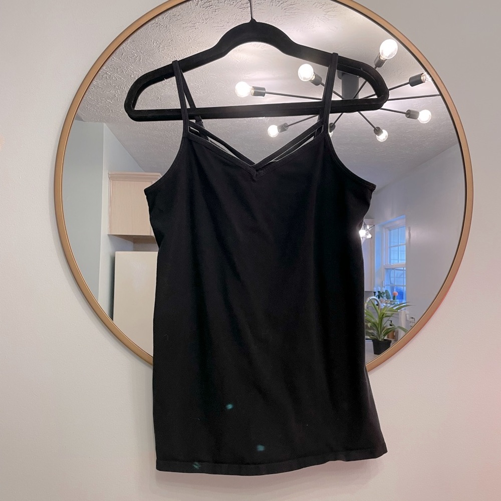 Torrid size 1 black cross cross strappy sauce sexy tank stop